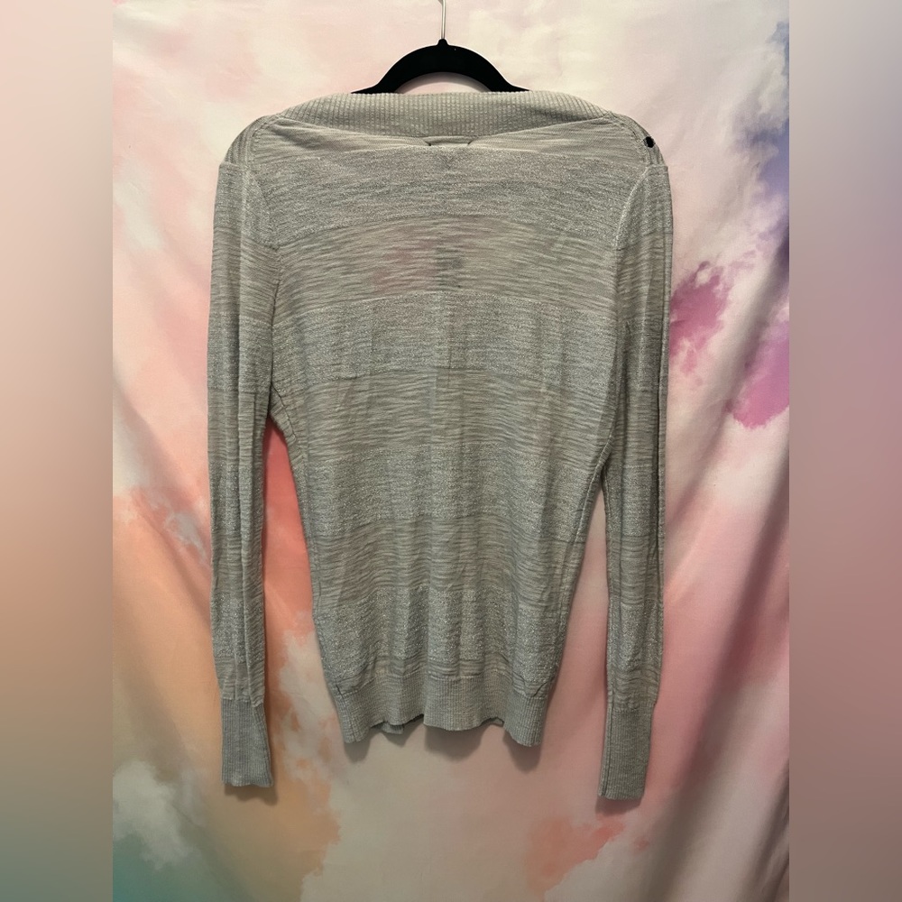 Lightweight Gray & Silver Sweater 0131 - Picture 3 of 8